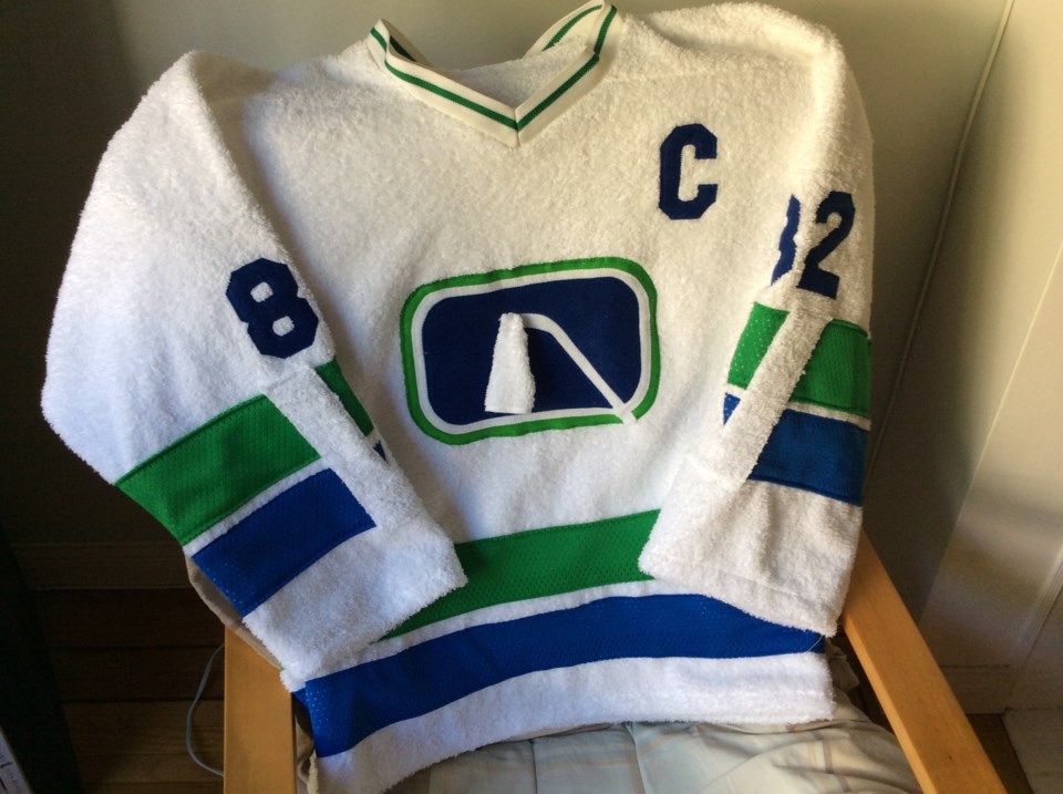 Custom-designed terry cloth Towel Power Canucks jersey