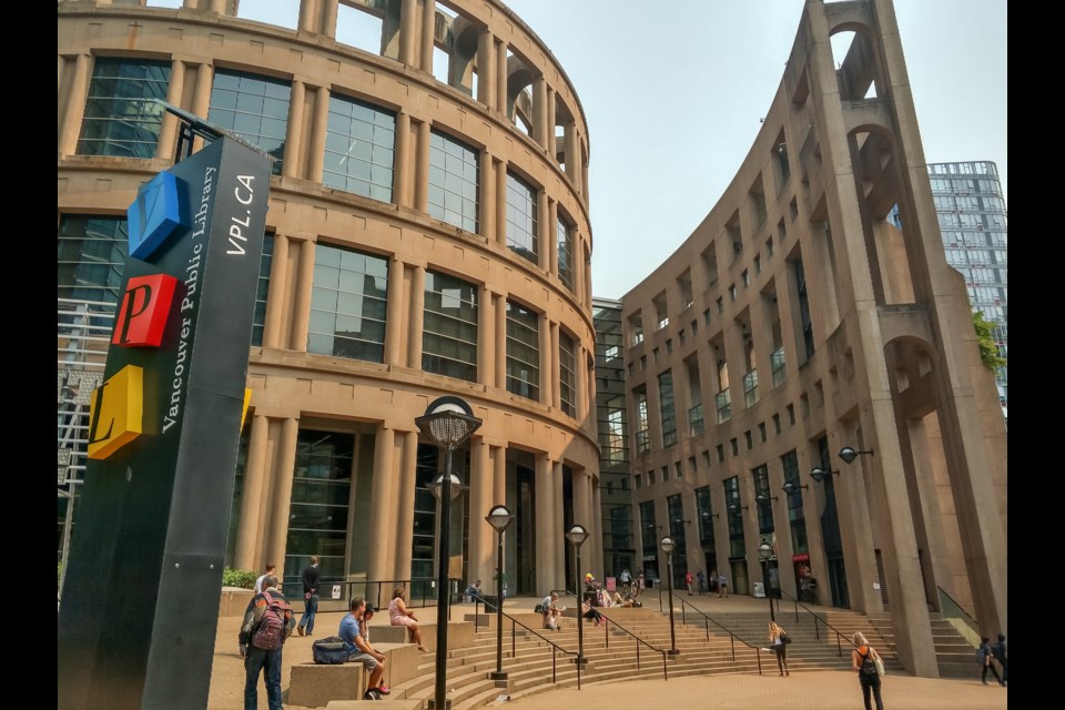The Vancouver Public Library will eliminate overdue fines for books and other material loans starting June 1, 2022. Photo: Getty Images 
