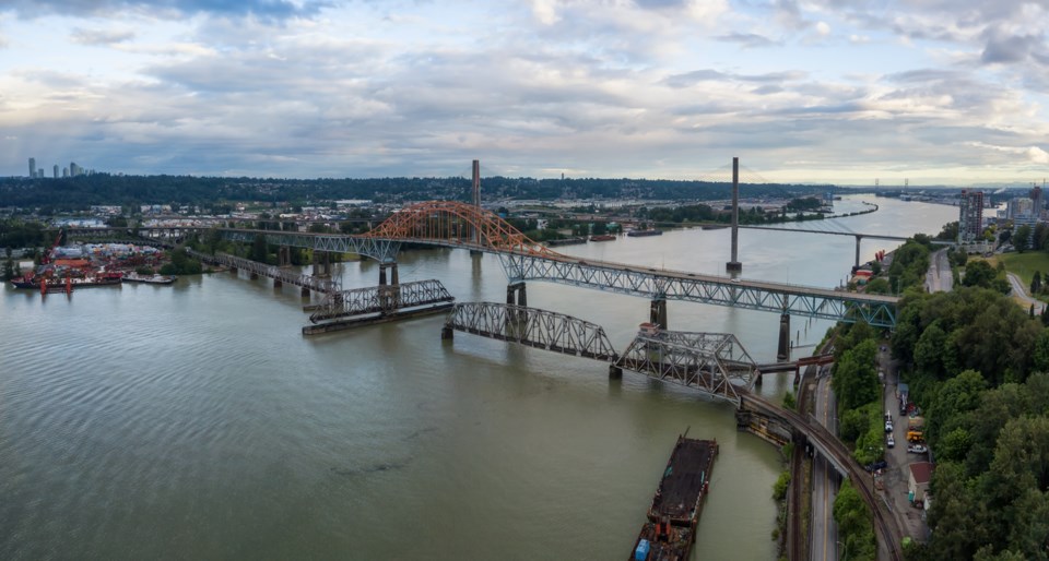 1134503827 Pattullo Bridge