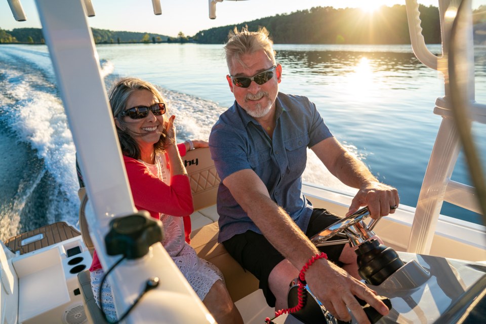 couple-boating