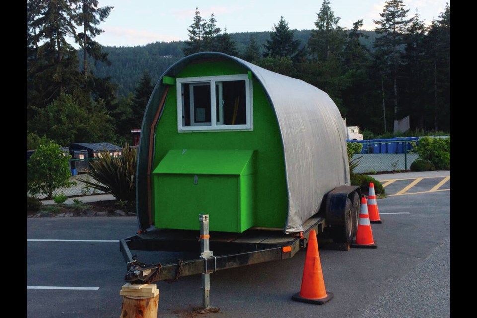 A Conestoga hut built on Salt Spring Island by Kylie Coates, a member of the Wagon Wheel Housing 
Society. Kylie Coates photo 