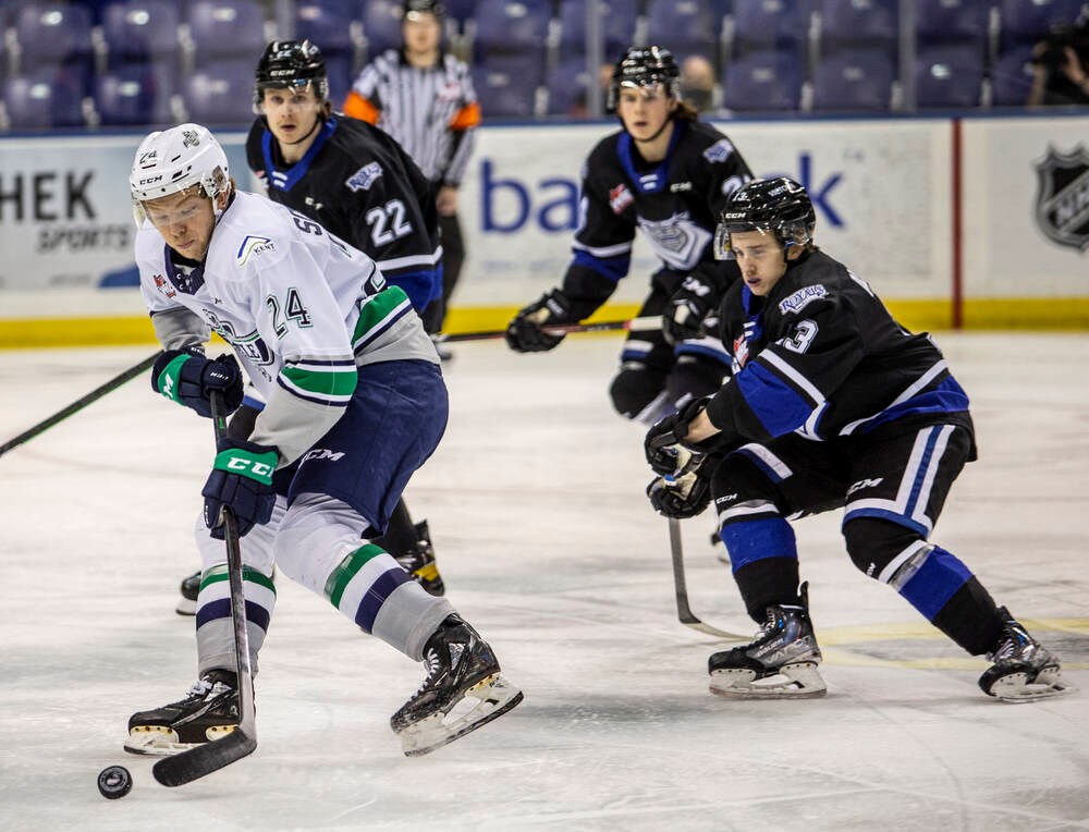 Victoria Royals open season with pair of losses - Saanich News