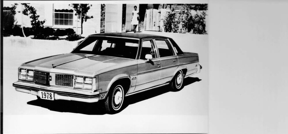 web1_oldsmobile-regency-98-diesel-1978