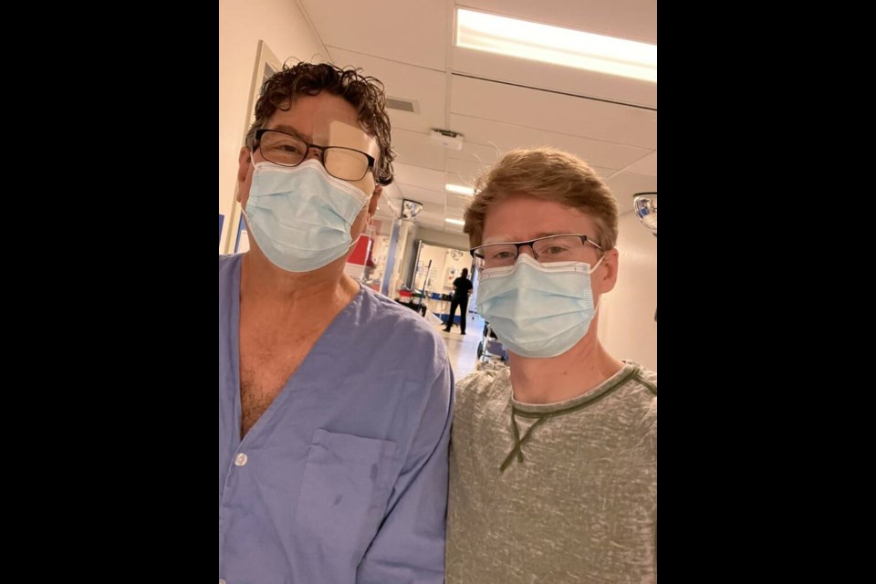Edward Steinkamp, left, and son Bret Steinkamp in hospital. Via Bret Steinkamp