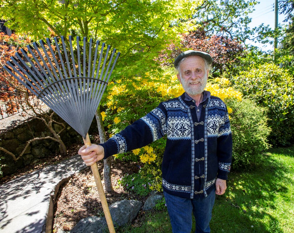 Motion to ban gas-powered leaf blowers going before Oak Bay council
