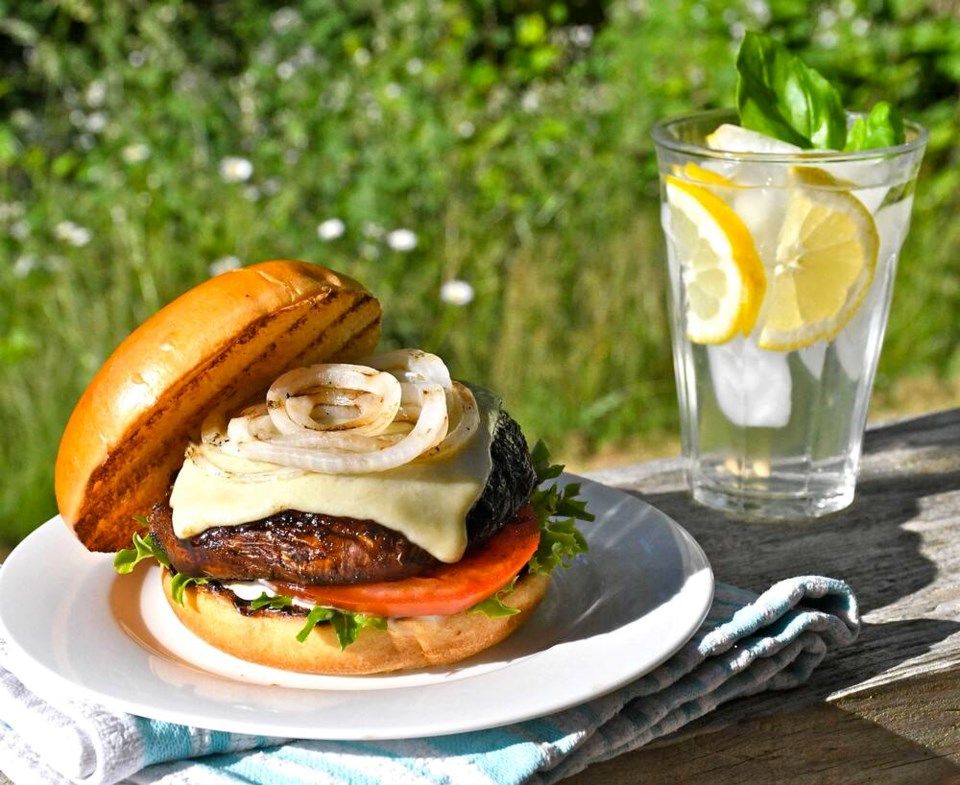 web1_portobello-mushroom-burgers