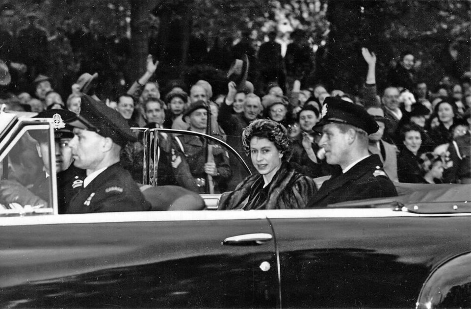 web1_queen-elizabeth2-1951