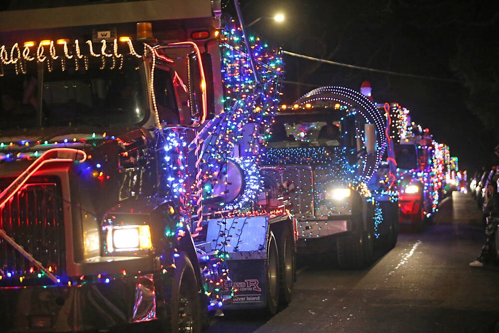 Annual Truck Light Convoy rolls through Greater Victoria