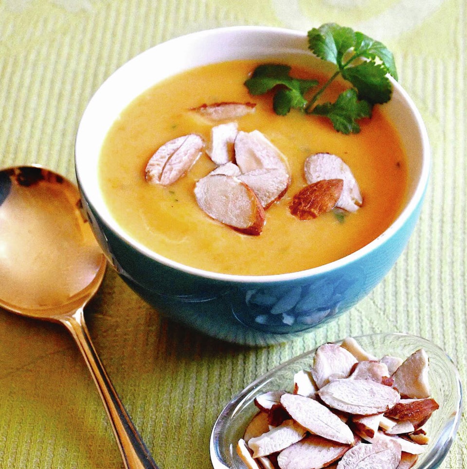 web1_baby-carrot-soup