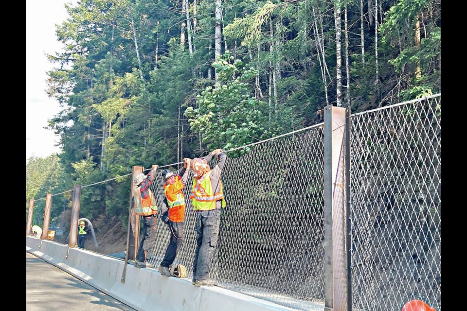 Crews prepare Highway 4 for reopening. B.C. MINISTRY OF TRANSPORTATION AND INFRASTRUCTURE 