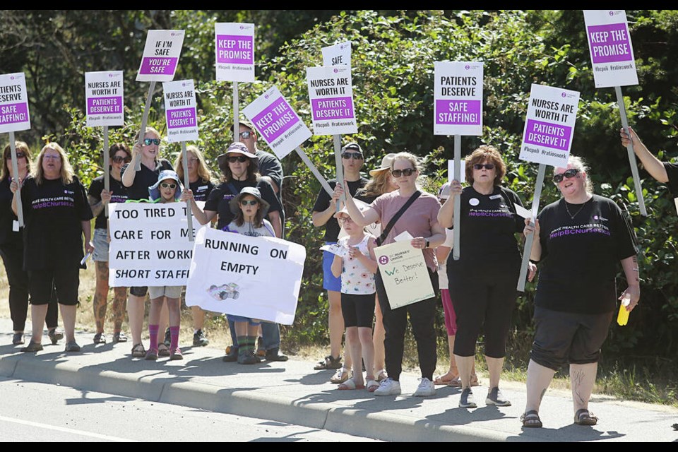 Nurses and supporters rally at Victoria General Hospital. ADRIAN LAM, TIMES COLONIST 