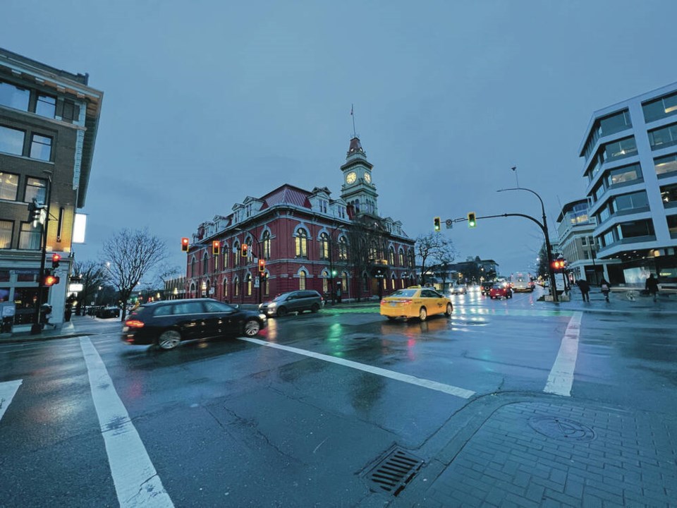 web1_victoria-city-hall-winter