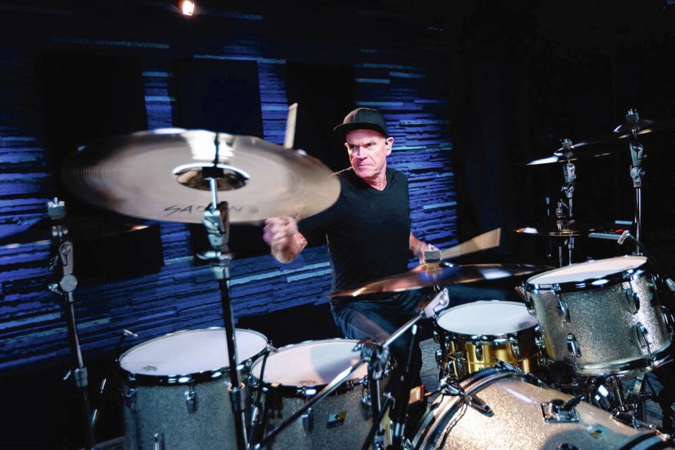 web1_thumbnail_230815-drumeo-pat_steward-sa-pat_steward_tanging_the_hump_at_drumeo-_11a3660