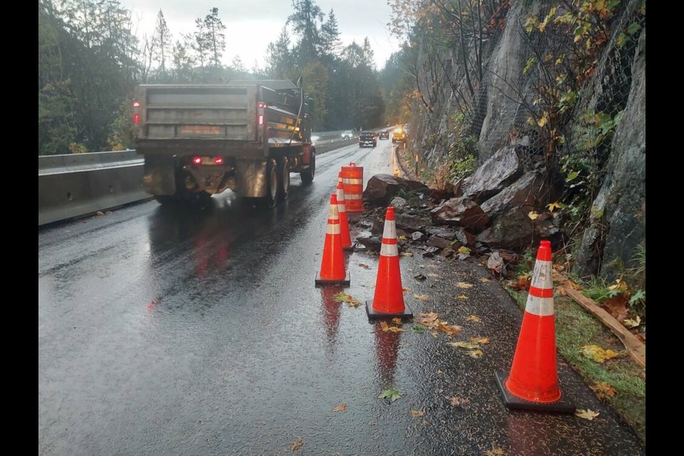 Small rockslide on the Malahat on Oct. 25. VIA EMCON SERVICES 