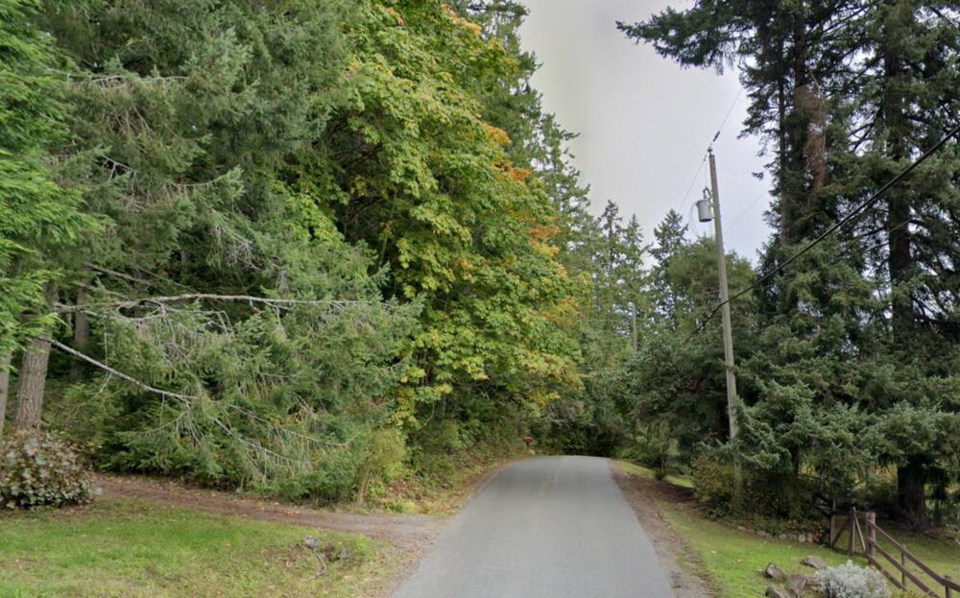 web1_old-west-saanich-road