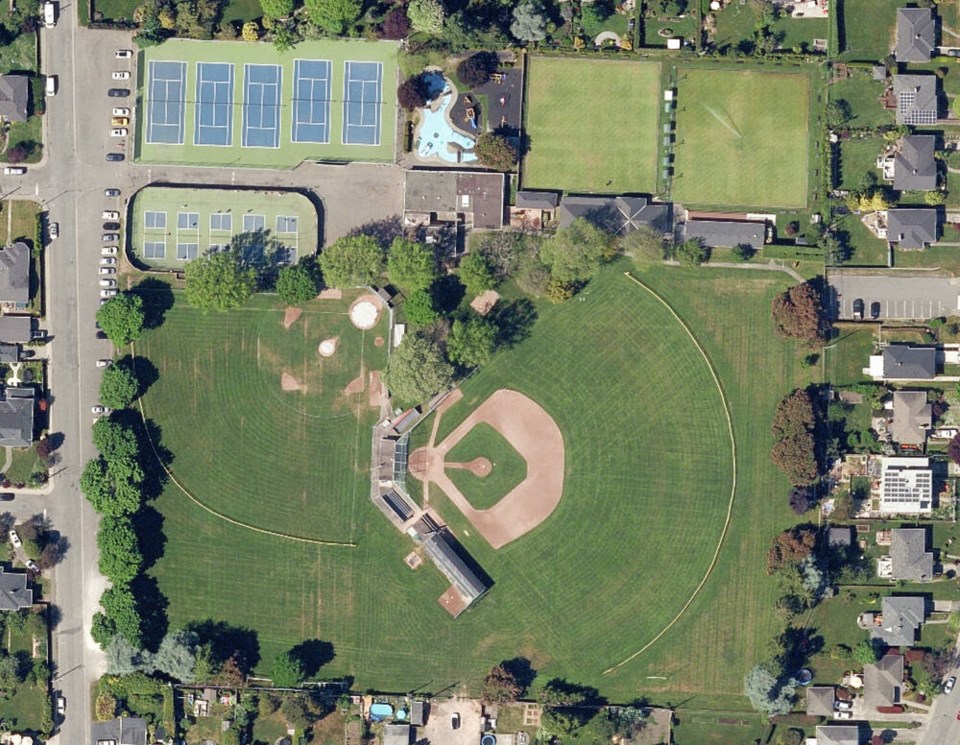web1_carnarvon-park-aerial