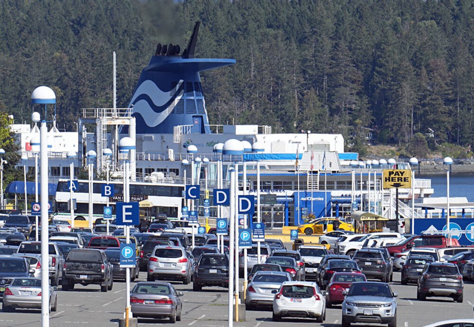 web1_vka-bc-ferry-00583