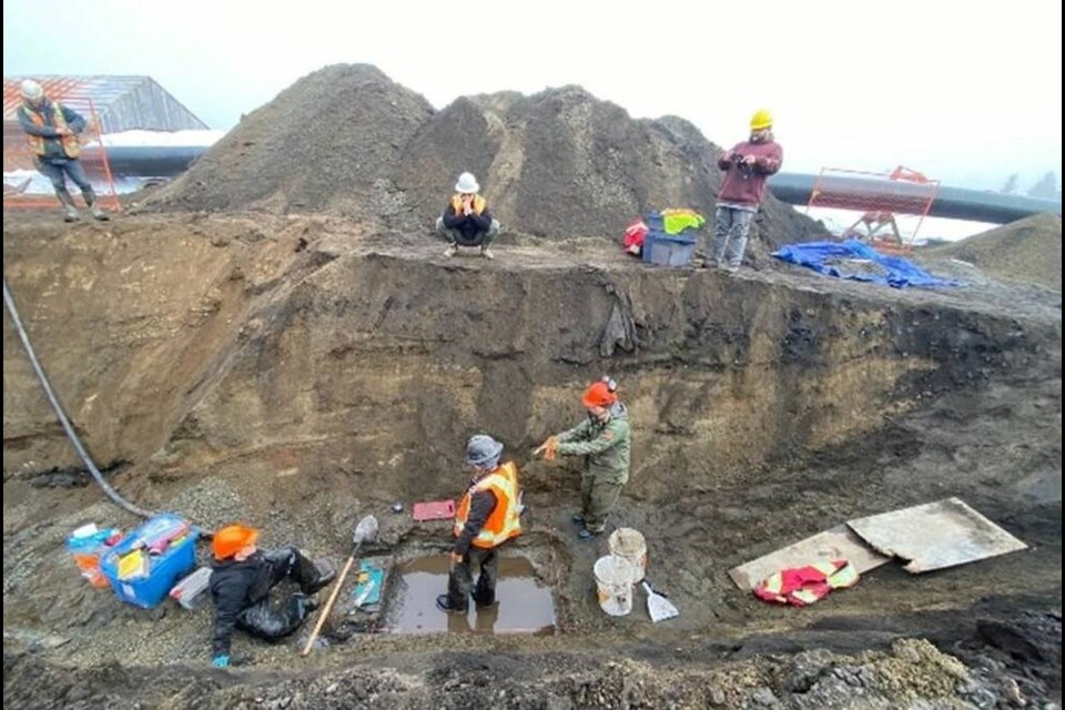 K’omoks First Nation and Baseline Archaeology excavations at Farmview Road in Courtenay. VIA K’ÓMOKS FIRST NATION 