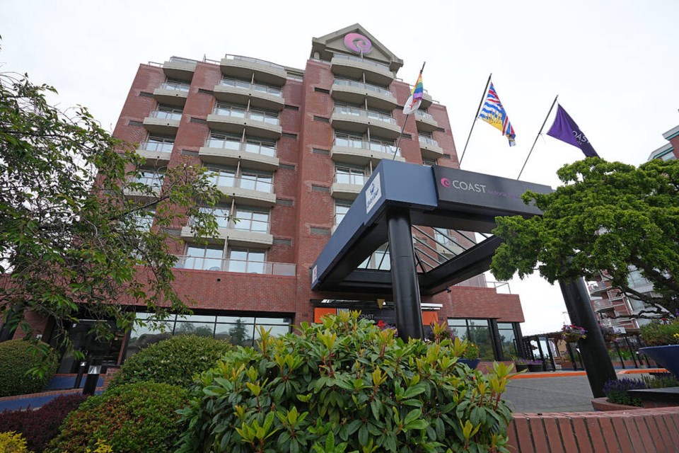 Unionized workers at the Victoria Coast Hotel on Kingston Street in James Bay say they want an agreement that reflects Victoria’s rising cost of living. The company says it’s prepared to return to the bargaining table at any time. ADRIAN LAM, TIMES COLONIST