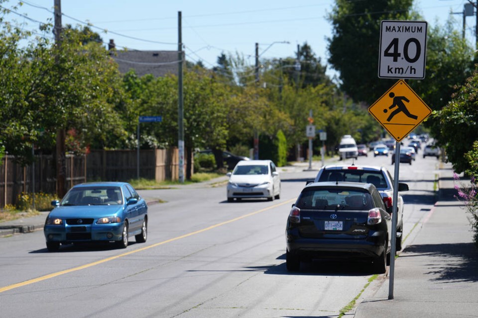 A 40 km/h sign on Bay Street just south of Fernwood Road. ADRIAN LAM, TIMES COLONIST