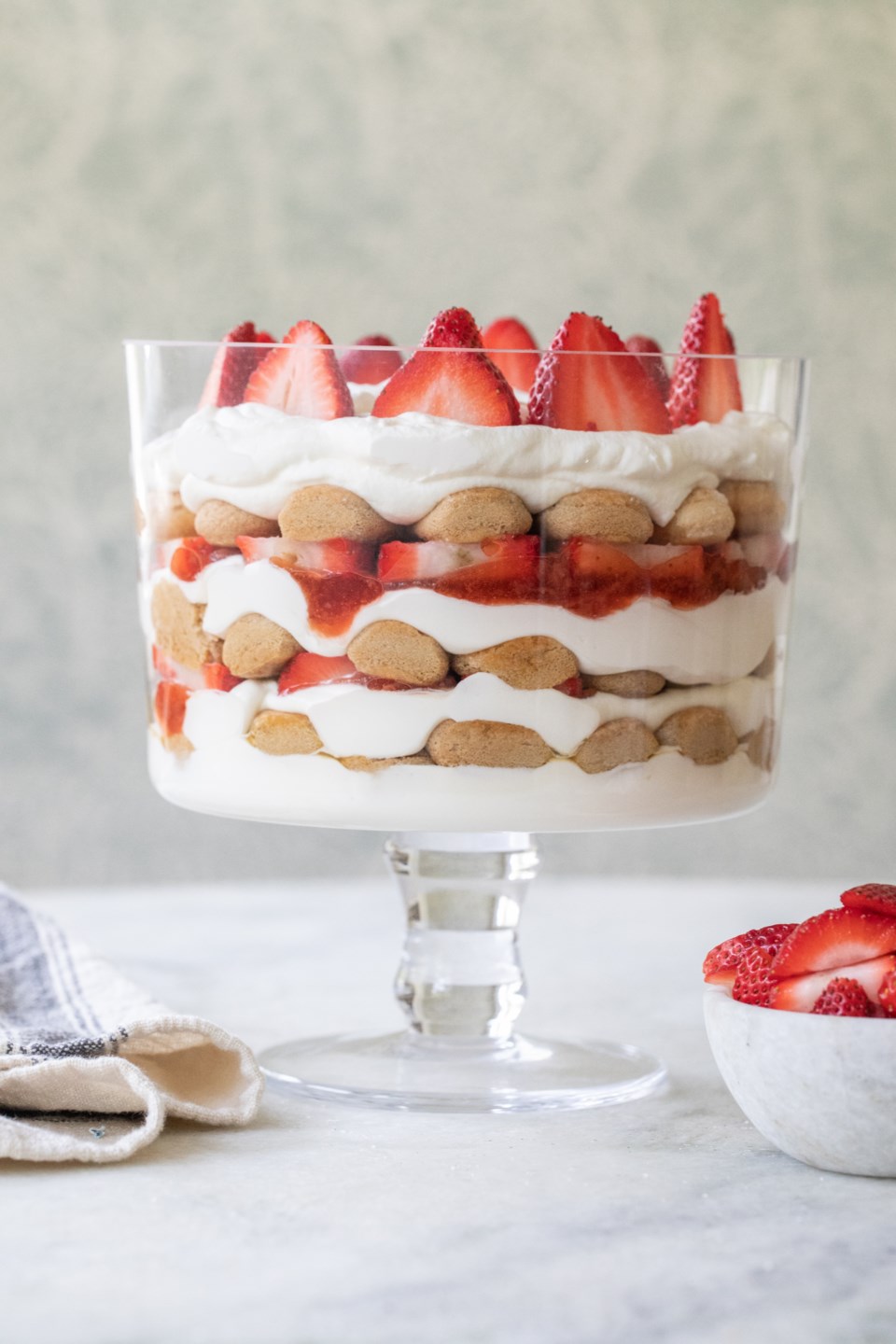 strawberry-tiramisu-full-size
