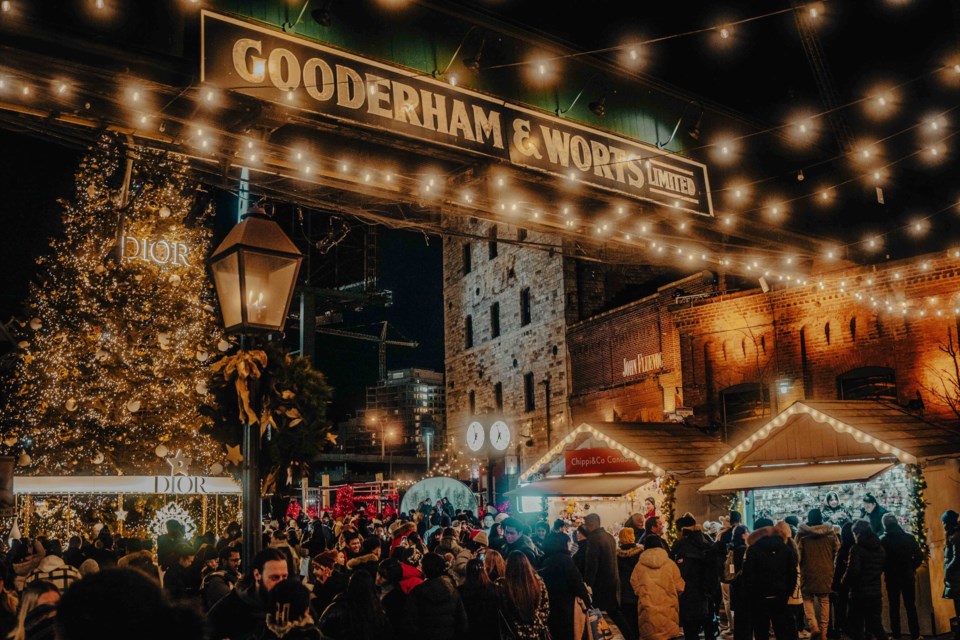 the_distillery_historic_district_the_2024_distillery_winter_vill