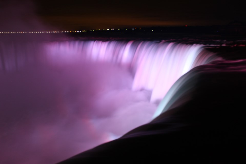 qi-li-3p_hxfpelyq-unsplash