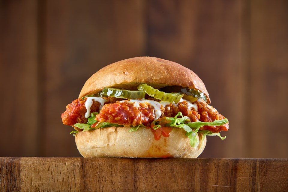 big-smoke-burger_nashville-ontario-hot-chicken-sandwich
