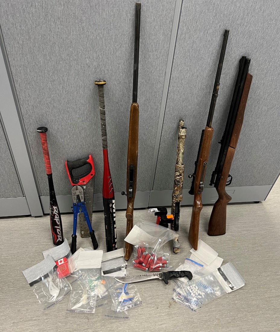 weapons-and-drugs-crop