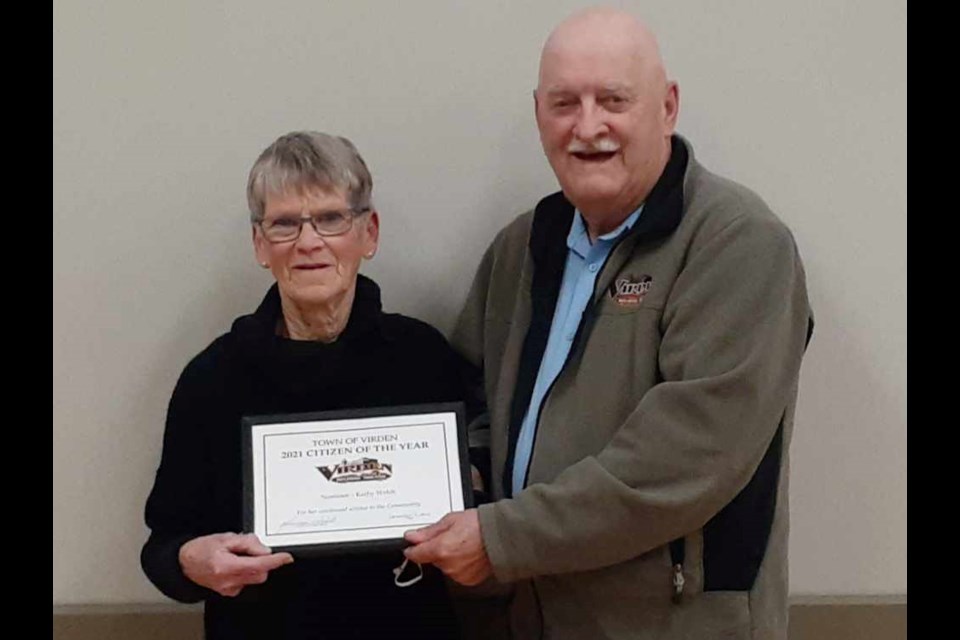 Kathy Welsh receives her 2021 Town of Virden Citizen of the Year Nominee Certificate from Mayor Murray Wright during the regular Town Council meeting on Dec. 21 at Tundra Oil & Gas Place. PHOTO/LINDSAY WHITE

