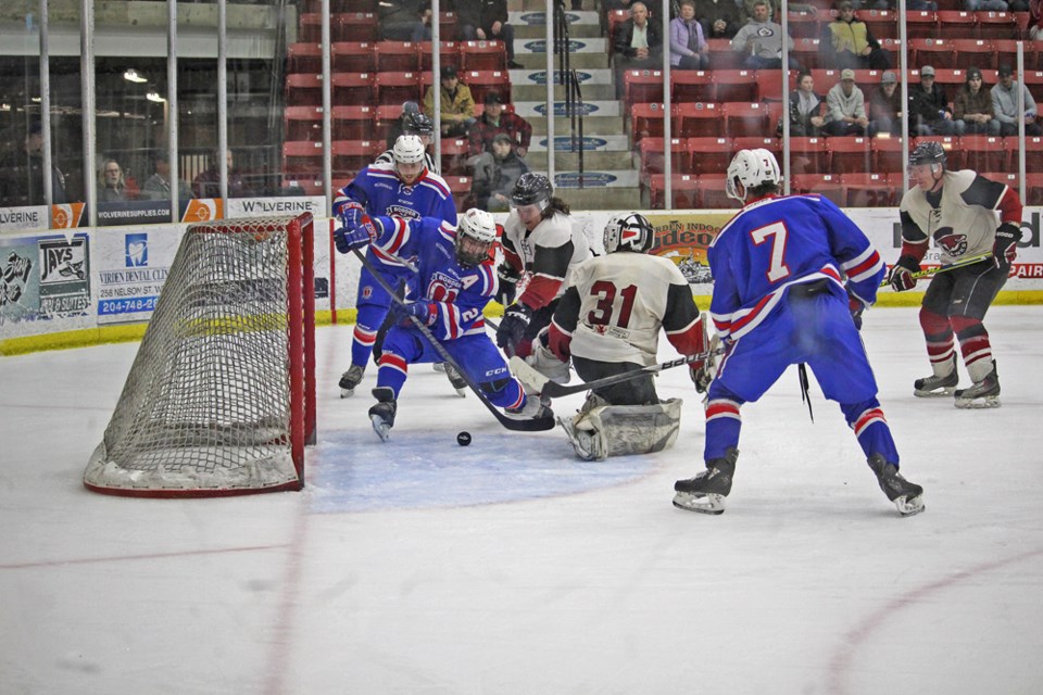 Boissevain Border Kings scoring on Miniota-Elkhorn C-Hawks in the second period.