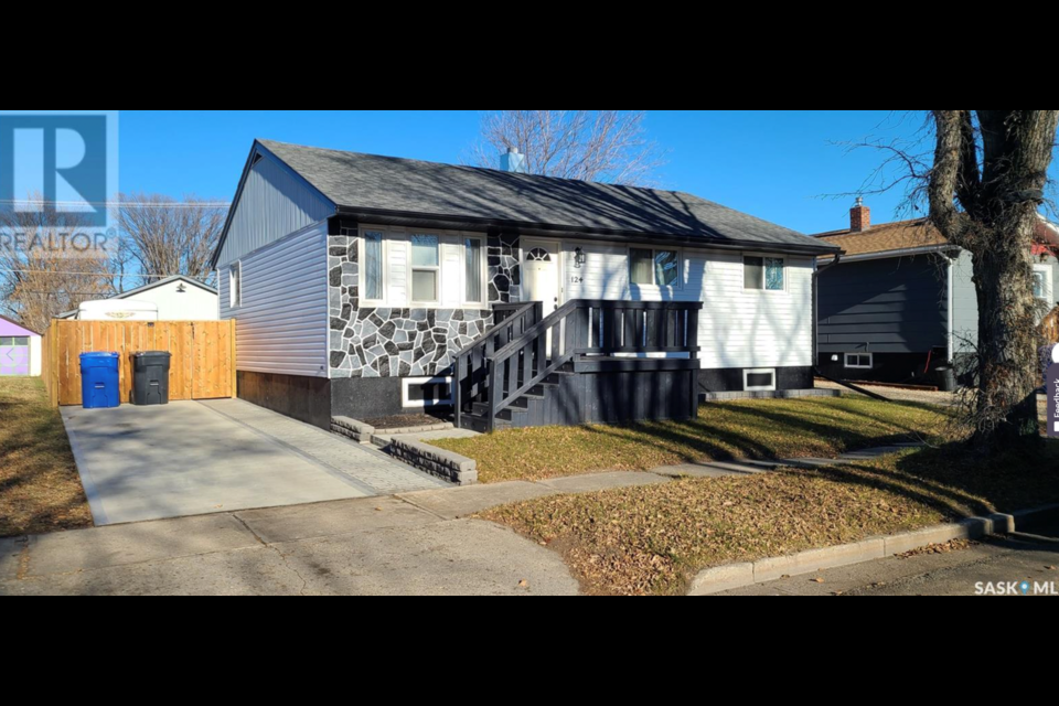 $199,000. Close to the average house price in southeast Saskatchewan, this four-bedroom, two-bath house is on 6th Avenue, Canora. MLS Number: SK880444. Current listing as of March 24, 2022. | Realtor.ca