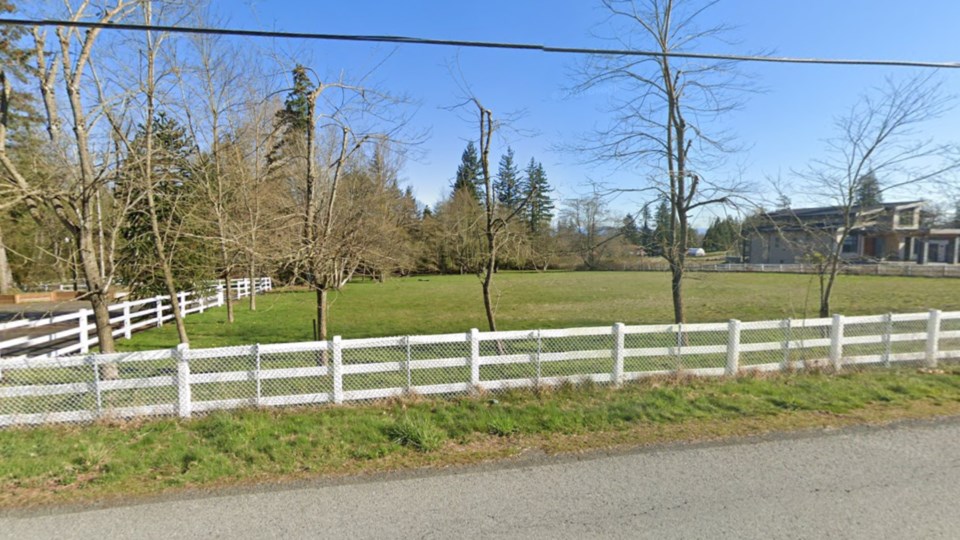 18679-0-avenue-surrey