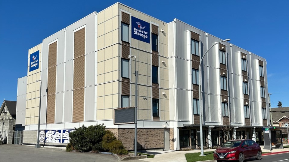 2120-quadra-street-victoria