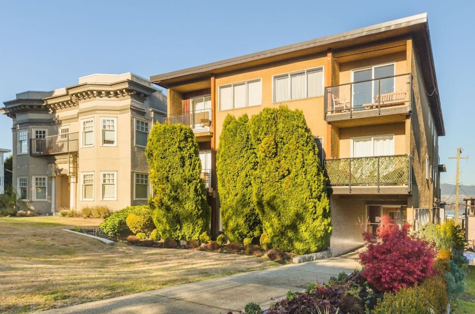 2291-2295-west-1st-ave-kitsilano