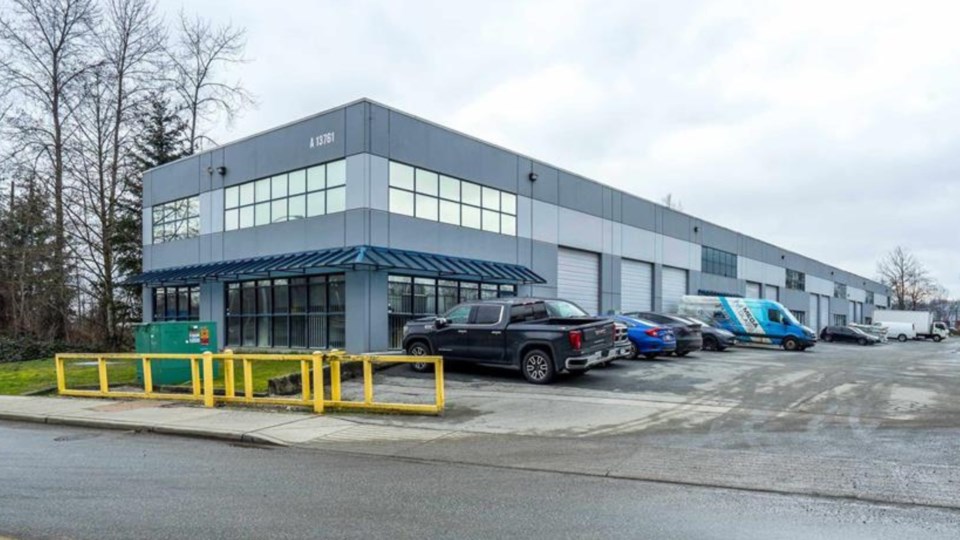 a106-13761-116-ave-surrey