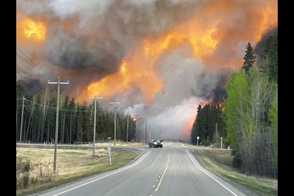 Forest fire in Northern Alberta May 6, 2023: Twitter 