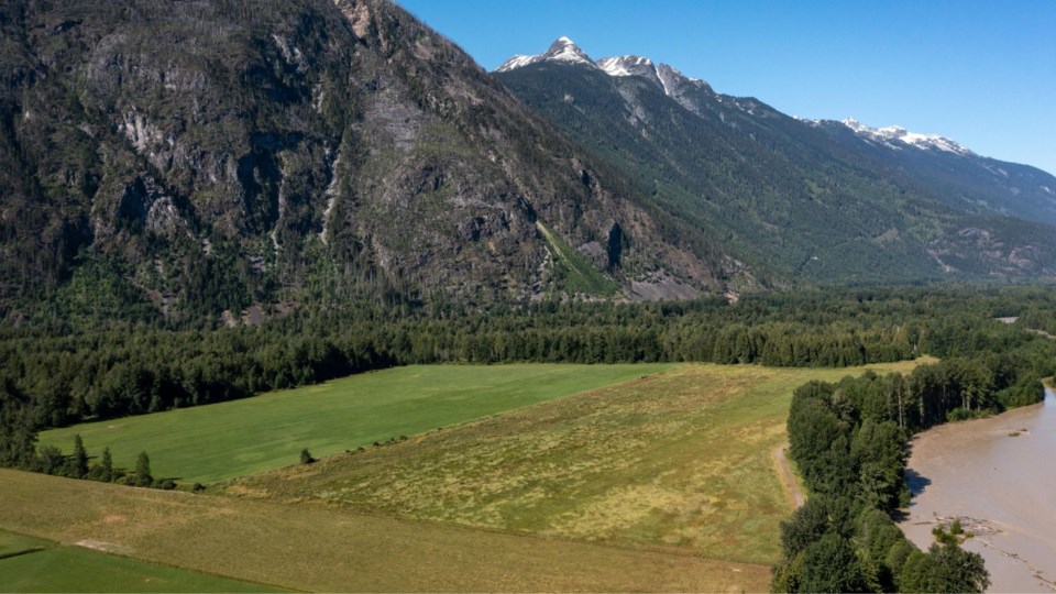 dl813-pemberton-meadows-rd-pemberton