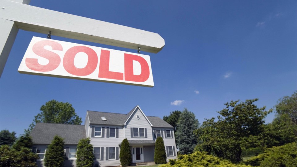 house-for-sale-sold-sign-1024x576