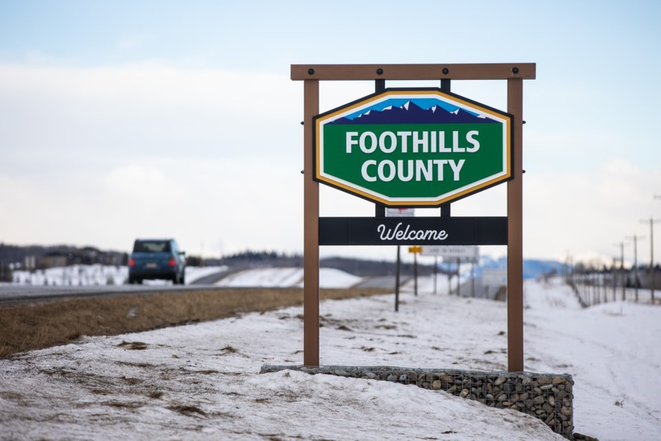 news-foothills-county-sign-bwc-4986-web