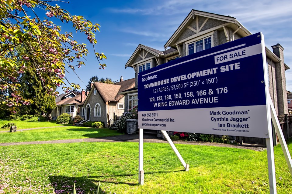 realty_signs076
