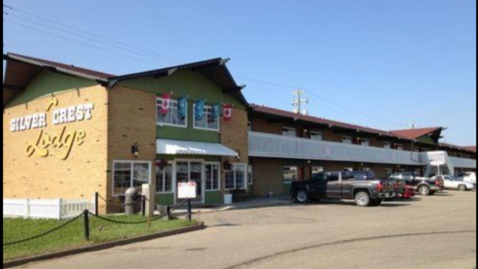 silver-crest-lodge-grande-prairie