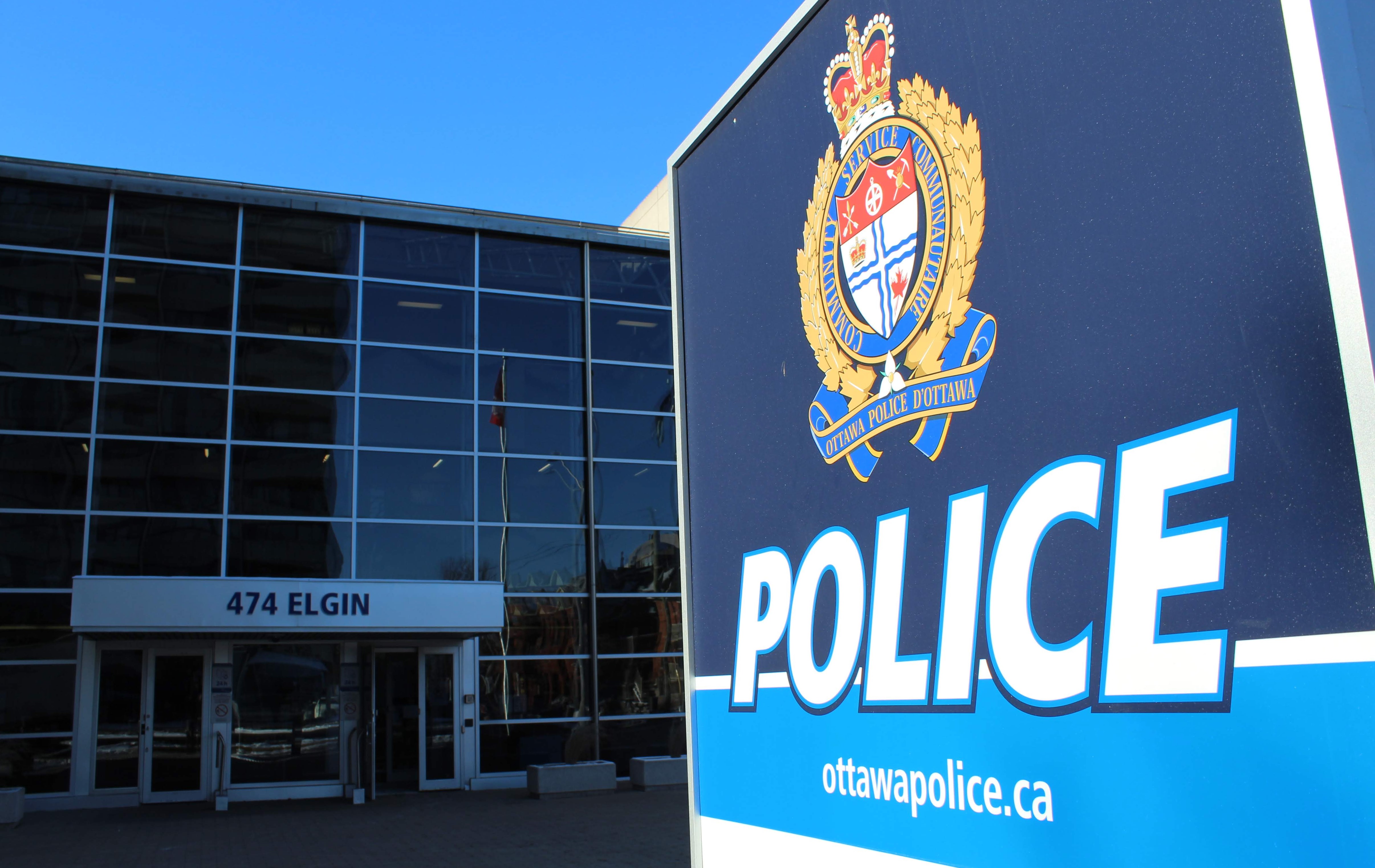 Shooting under investigation on Meadowlands Drive in Nepean - OttawaMatters.com